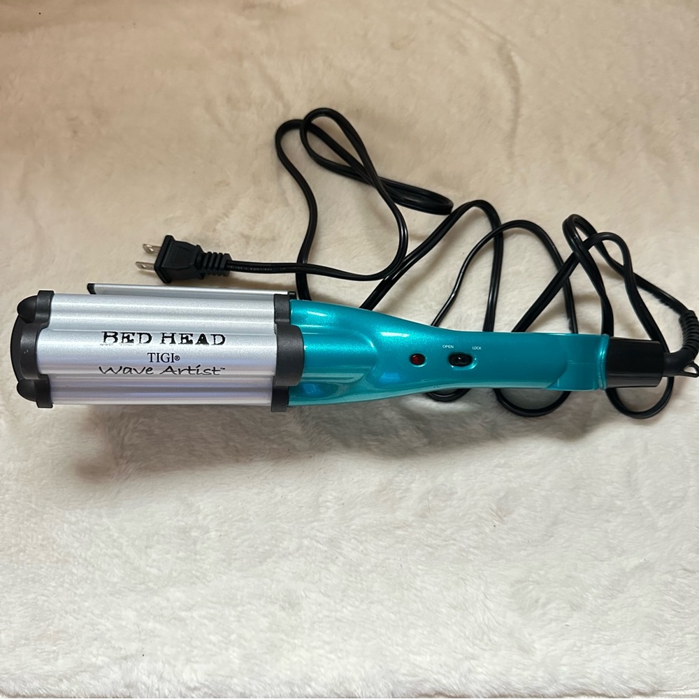 TIGI Bed Head Wave Artist Tourmaline Ceramic Deep Waver BH305